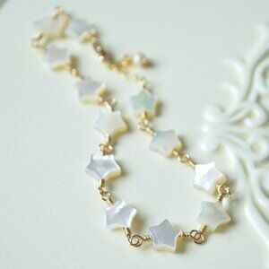 Mother of Pearl Star Bracelet in Gold or Silver - Made in Canada